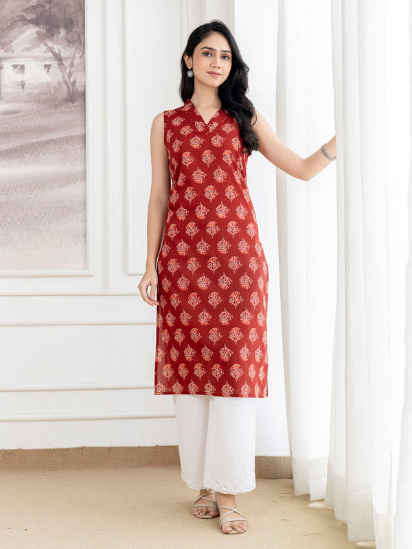 Elegant Sleeveless Cotton Printed Straight Kurta with Refined V-Neckline