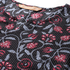 3/4 Sleeve Round Neck Vcut top Black1 Colour