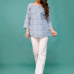 Chic Printed Short Kurti with Round Neck & 3/4 Sleeves