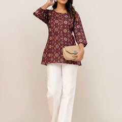 Chic Printed Short Kurti with Round Neck & 3/4 Sleeves