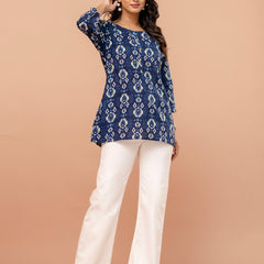Chic Printed Short Kurti with Round Neck & 3/4 Sleeves