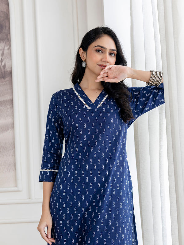 Elegant Ethnic Printed Cotton Straight Kurta with V-Neckline