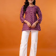 Chic Printed Short Kurti with Round Neck & 3/4 Sleeves