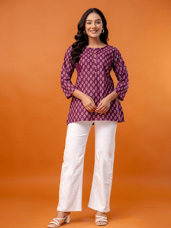 Chic Printed Short Kurti with Round Neck & 3/4 Sleeves