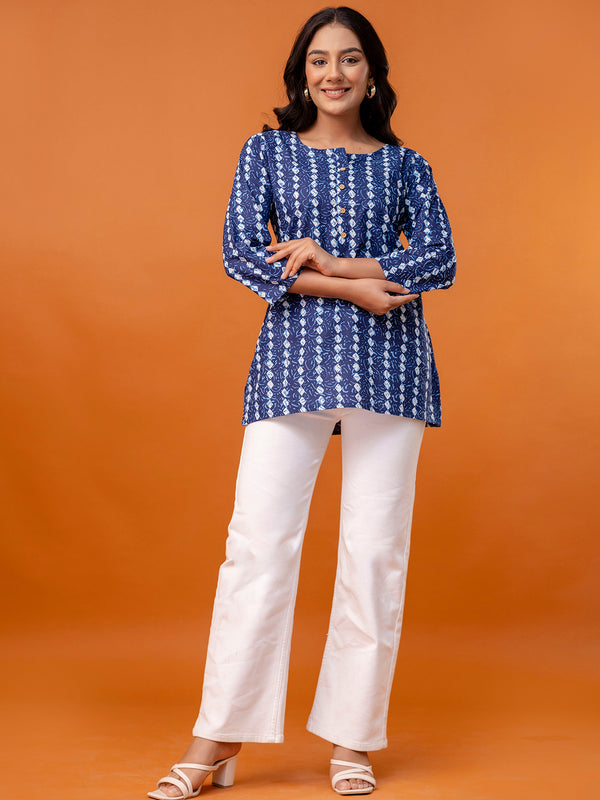 Chic Printed Short Kurti with Round Neck & 3/4 Sleeves