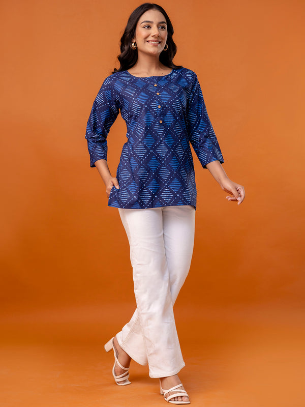 Chic Printed Short Kurti with Round Neck & 3/4 Sleeves