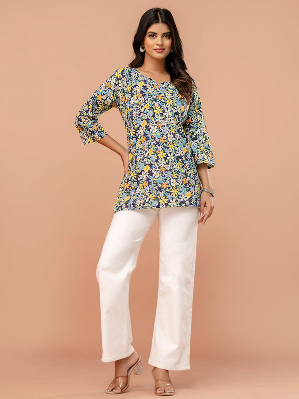 Elegant Printed Short Kurti – Soft Cotton, Everyday Style, Sizes S–XXL.