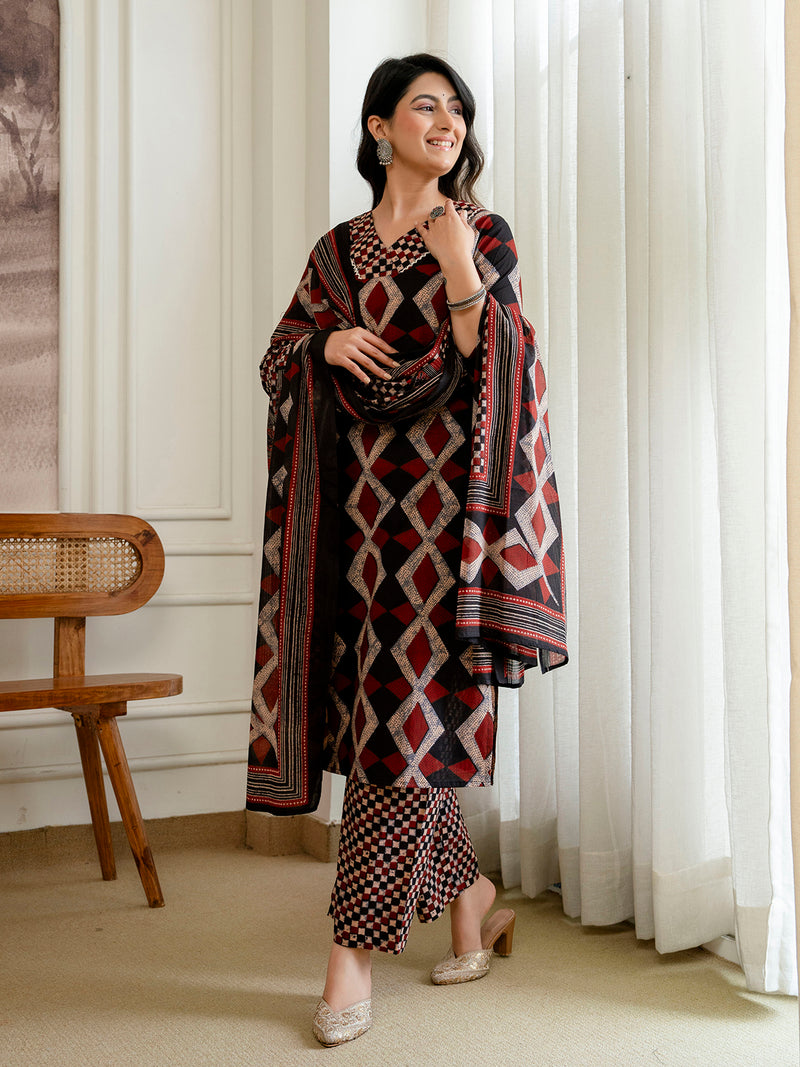 Bordered V-Neck 3-Piece Kurta Set with Ankle-Length Pants & Full-Length Dupatta (M–XXL)