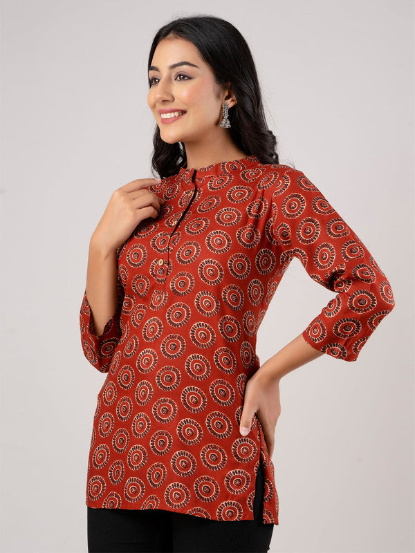 Women Rayon Printed Rust Short Kurti