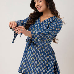 Women Blue Cotton Printed Short Kurti