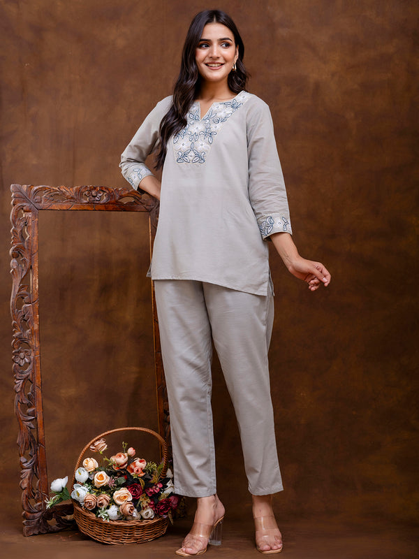 Grey Women's Embroidered Co-ord Set - Viscose Fabric Full Sleeve Short Kurta and Pant