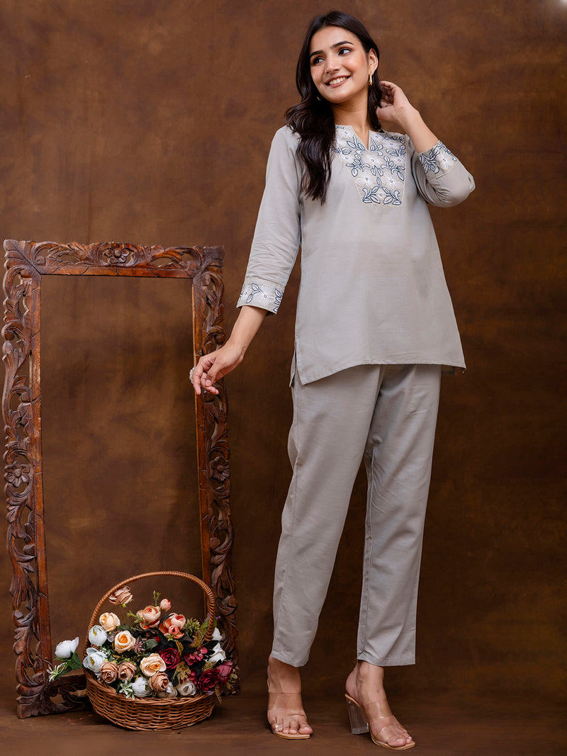 Grey Women's Embroidered Co-ord Set - Viscose Fabric Full Sleeve Short Kurta and Pant