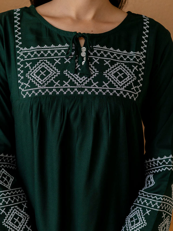 Solid Hip Length Embrioded 3/4 Sleeves Kurti