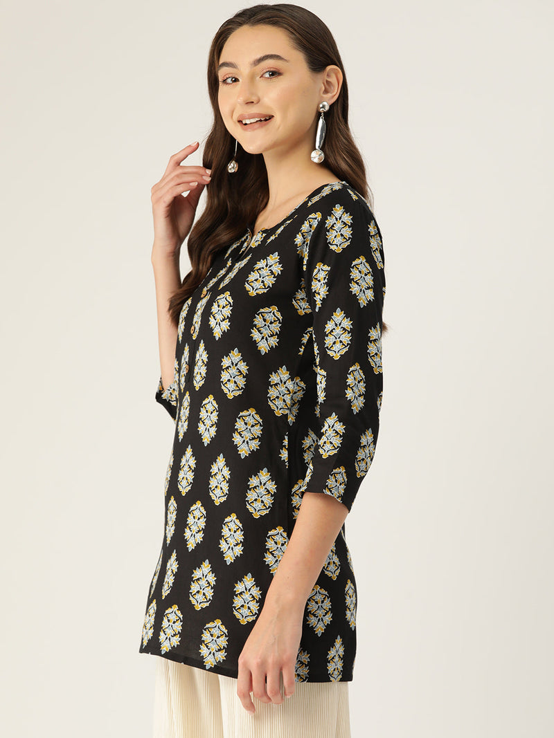 Floral Print 4 Button Straight Kurtia