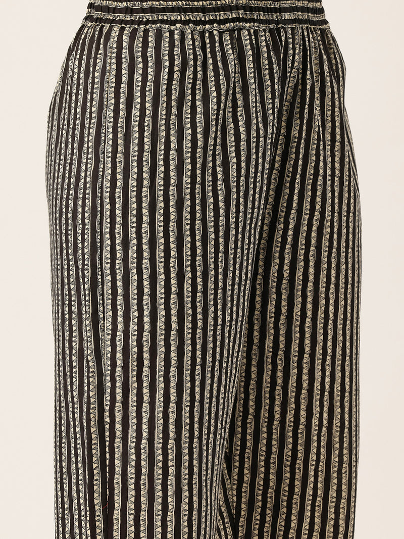 Bodered V-Neck 3-Piece Kurta Set with Ankle-Length Pants & Full-Length Dupatta (Size S-XXL).