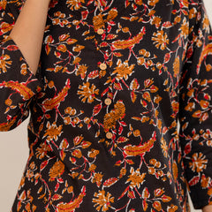 Chic Printed Short Kurti with Round Neck & 3/4 Sleeves