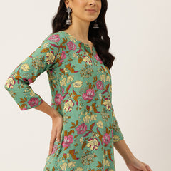3/4 Sleeve Round Neck Vcut top Green2 Colour