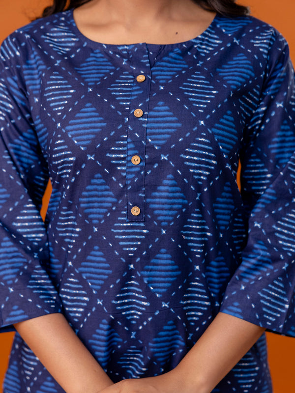 Chic Printed Short Kurti with Round Neck & 3/4 Sleeves