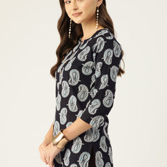 Floral Print 4 Button Straight Kurti
