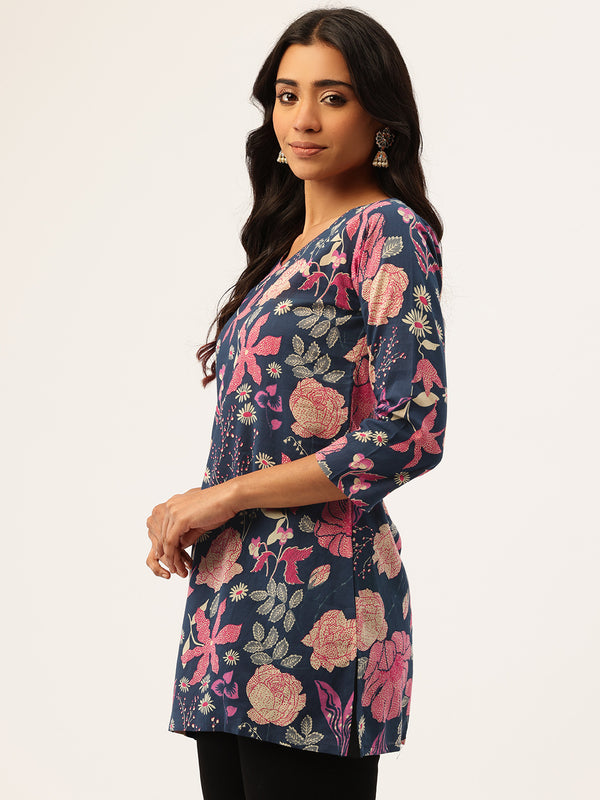 V-Neck 3/4 Sleeve Short Kurti for Women - Tailored Fit & Chic Design