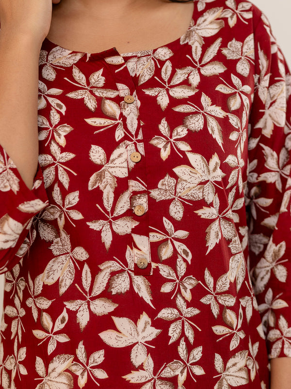 Chic Printed Short Kurti with Round Neck & 3/4 Sleeves