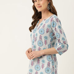 Feranoid Big V-Neck Kurti