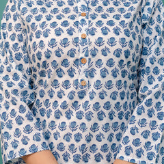 Chic Printed Short Kurti with Round Neck & 3/4 Sleeves