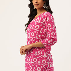 V-Neck 3/4 Sleeve Short Kurti for Women - Tailored Fit & Chic Design