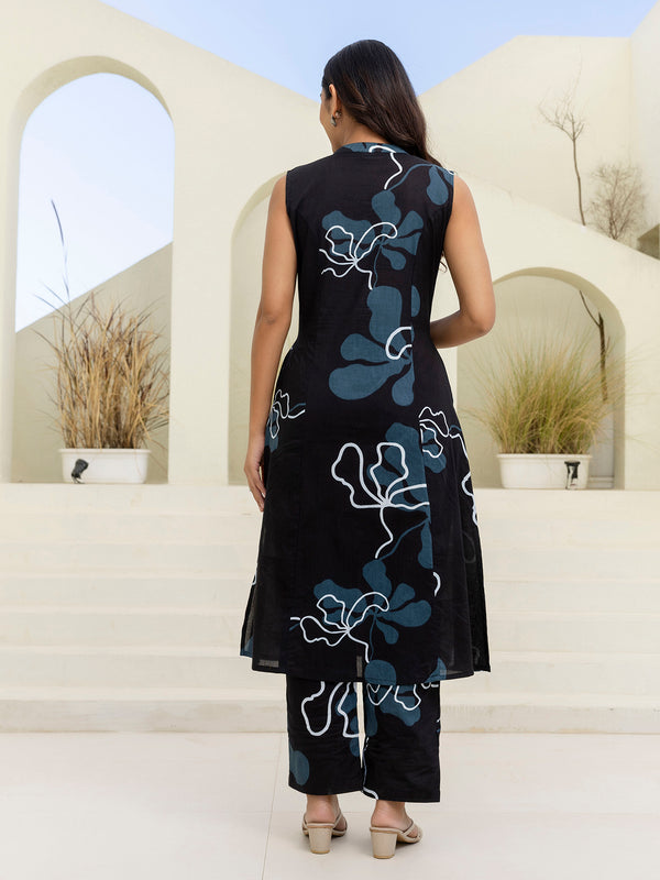 Luxury Mandarin Collar Printed Co-Ord Set with Button Detail A-Line Kurta & Comfort Fit Pants