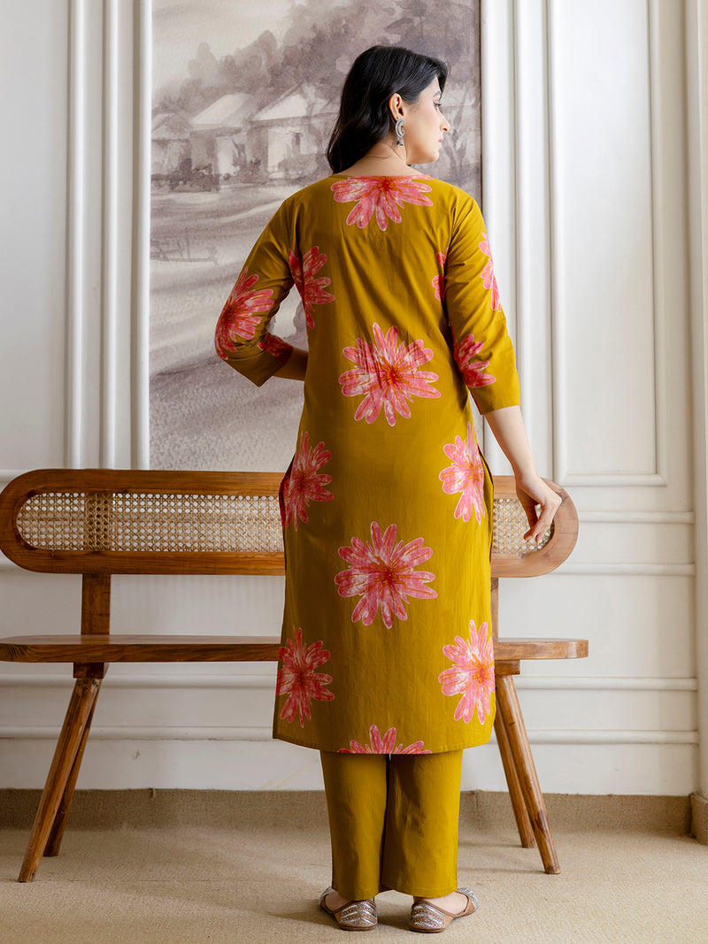 Printed Cotton Kurta Set with Ankle-Length Pants and Graceful Dupatta