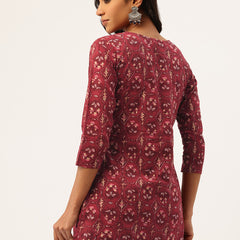 V-Neck 3/4 Sleeve Short Kurti for Women - Tailored Fit & Chic Design