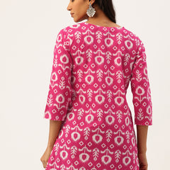 V-Neck 3/4 Sleeve Short Kurti for Women - Tailored Fit & Chic Design