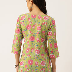 3/4 Sleeve Round Neck Vcut top Green Colour