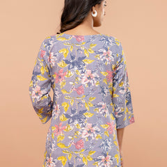 Chic Printed Short Kurti with Round Neck & 3/4 Sleeves