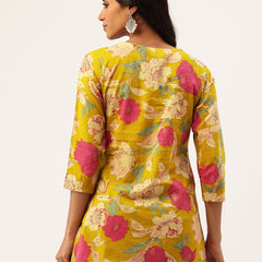 V-Neck 3/4 Sleeve Short Kurti for Women - Tailored Fit & Chic Design