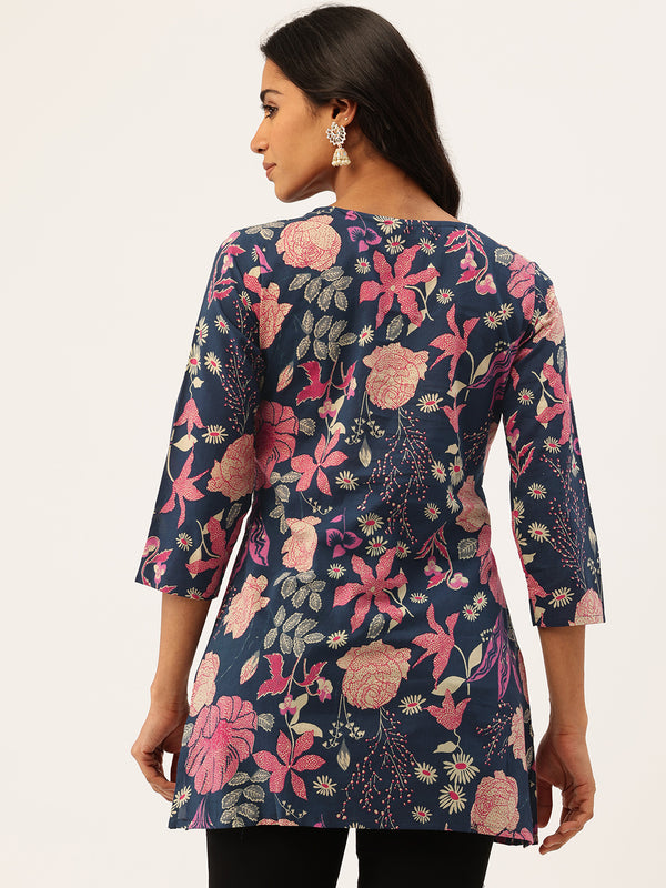 V-Neck 3/4 Sleeve Short Kurti for Women - Tailored Fit & Chic Design