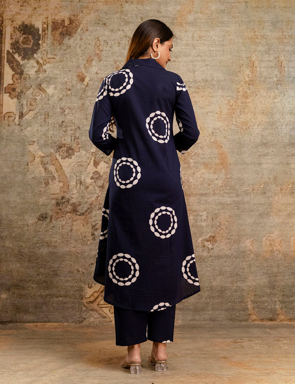 Blue Women’s Co-Ord Set–Printed Collared Kurta with 3/4 Sleeves & Elastic Waist Pants
