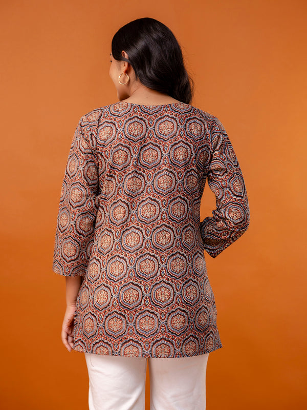 Elegant Printed top – Soft Cotton, Everyday Style, Sizes S–XXL.