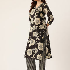 Bodered V-Neck 3-Piece Kurta Set with Ankle-Length Pants & Full-Length Dupatta (Size S-XXL).