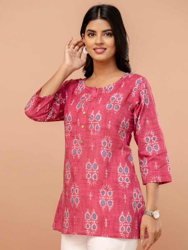 Chic Printed Short Kurti with Round Neck & 3/4 Sleeves