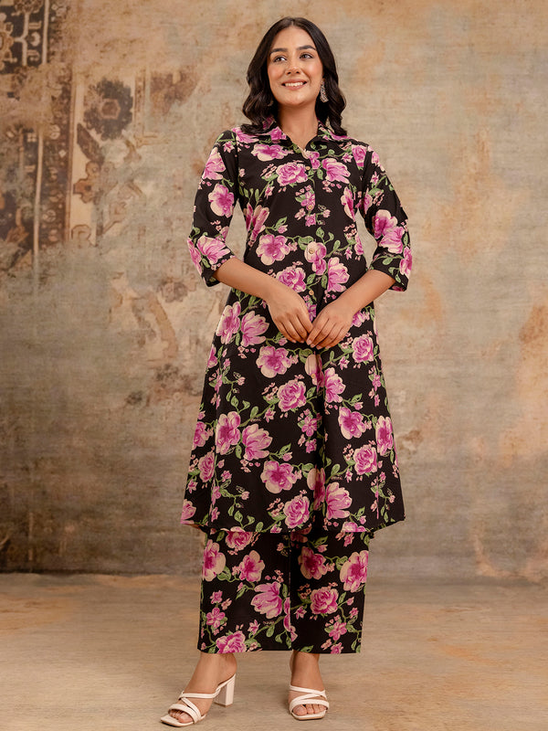 Black Women’s Co-Ord Set–Printed Collared Kurta with 3/4 Sleeves & Elastic Waist Pants