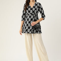 Floral Print Angrakha 3\4 Sleeves Flared Kurti