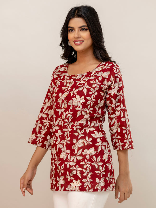 Chic Printed Short Kurti with Round Neck & 3/4 Sleeves