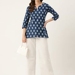 Feranoid Big V-Neck Kurti