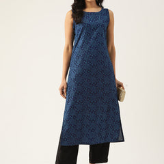 Cotton Boat Neck Sleeveless Straight Kurti
