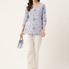 Feranoid Big V-Neck Kurti