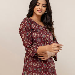 Chic Printed Short Kurti with Round Neck & 3/4 Sleeves
