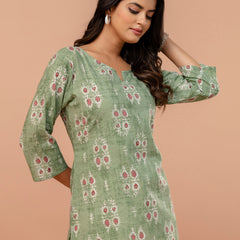 Elegant Printed Short Kurti – Soft Cotton, Everyday Style, Sizes S–XXL.