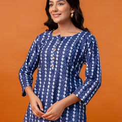 Chic Printed Short Kurti with Round Neck & 3/4 Sleeves