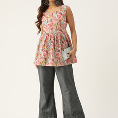 Sleeveless Flared Tops